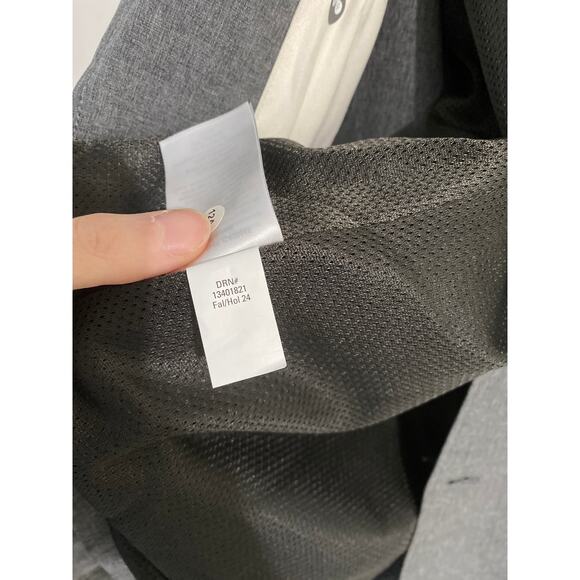 Eddie Bauer ultimate voyager travel blazer men’s size 46 gray NEW sport coat - Picture 9 of 9